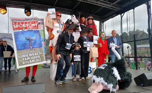 Bieg inny niż wszystkie! Bajkowe przebrania opanowały Miasteczko Biegowe - 1